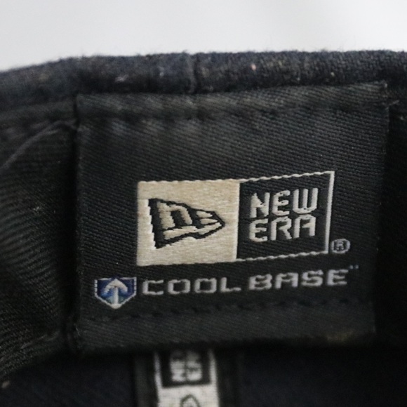 Atlanta Braves New Era Fitted Hat - Picture 8 of 10